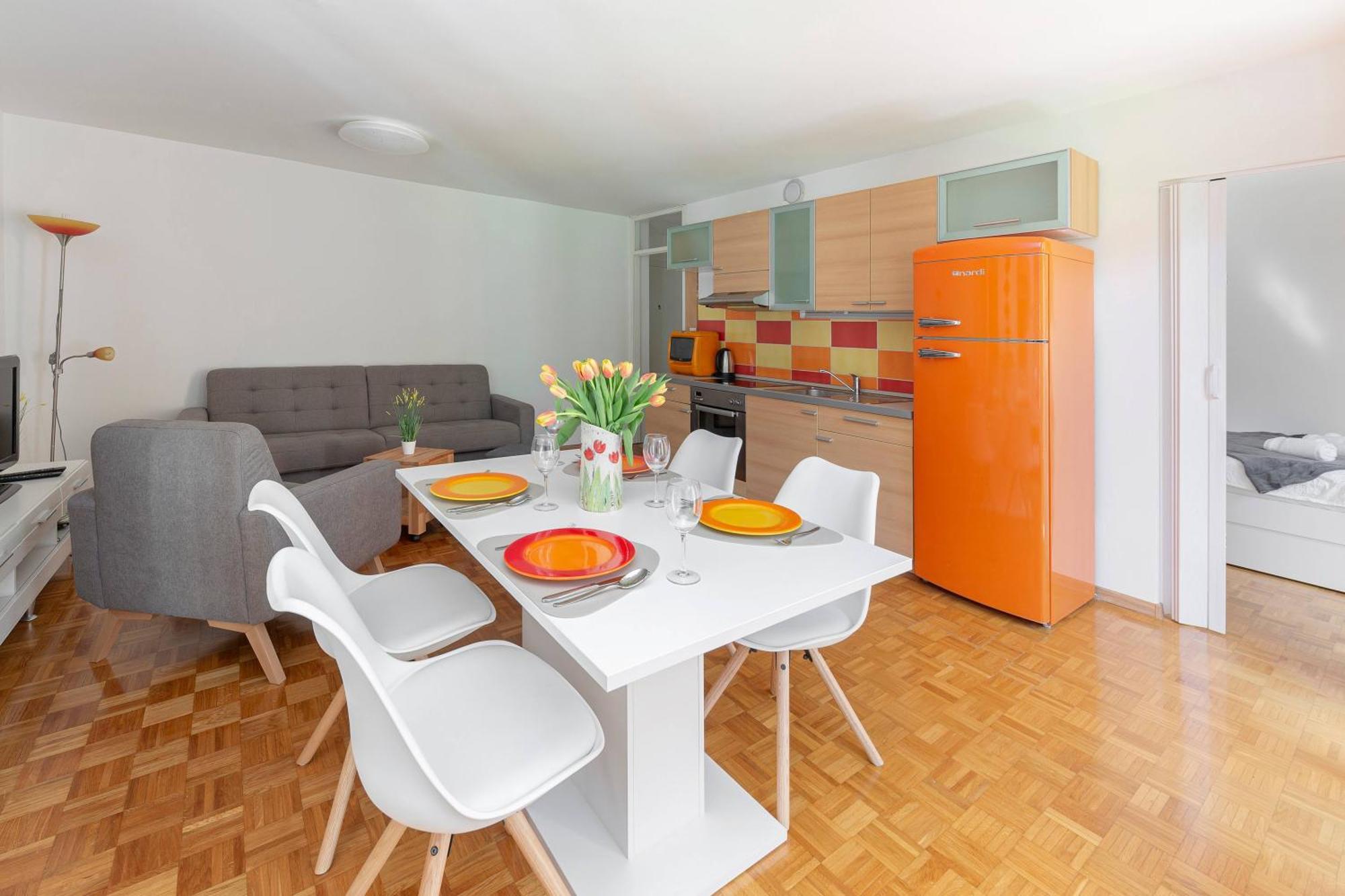 Apartma Angela ลูบลิยานา ภายนอก รูปภาพ